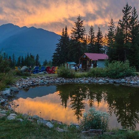 Heather Mountain Lodge Rogers Pass エクステリア 写真