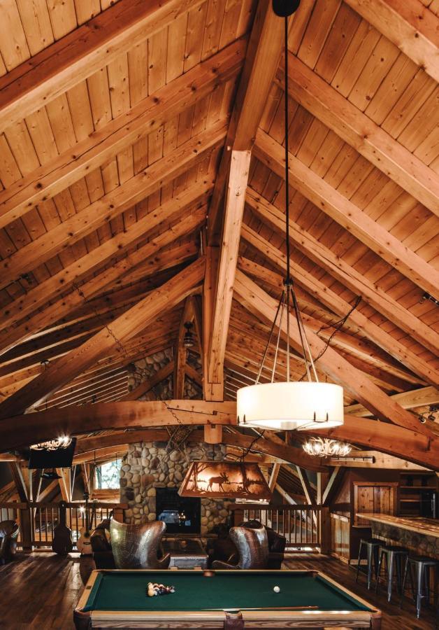 Heather Mountain Lodge Rogers Pass エクステリア 写真