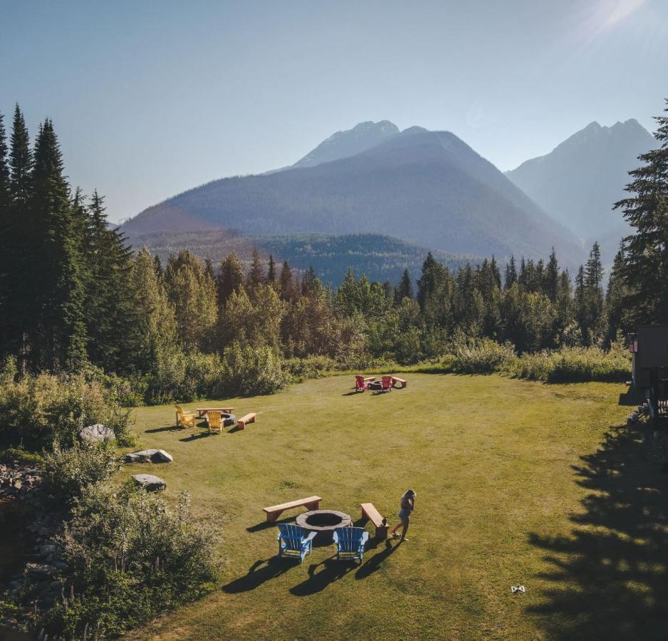 Heather Mountain Lodge Rogers Pass エクステリア 写真