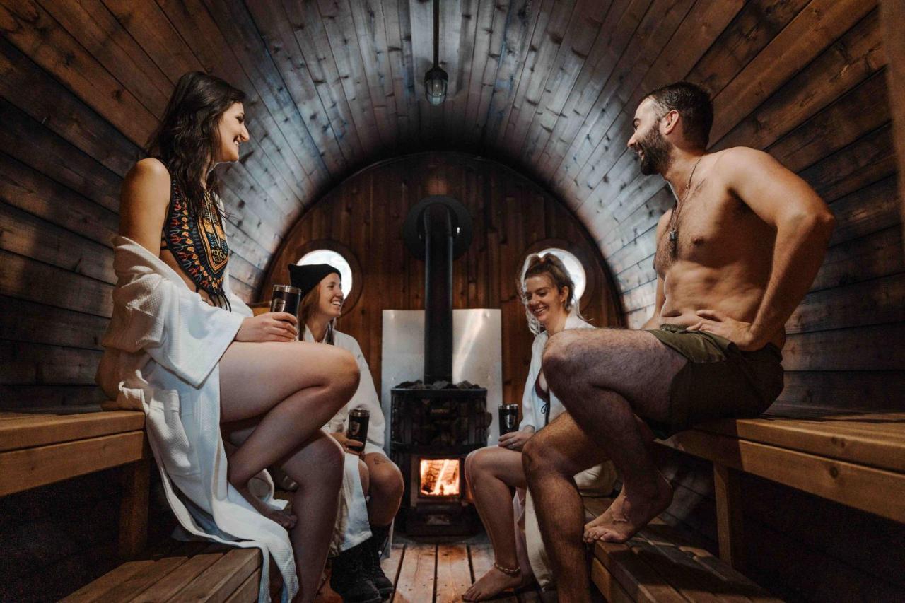 Heather Mountain Lodge Rogers Pass エクステリア 写真